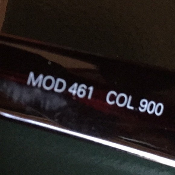 Gianni Versace Sunglasses - Picture 7 of 8